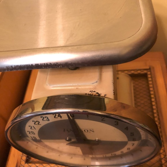 Kitchen Weight Scale - Picture 6 of 6